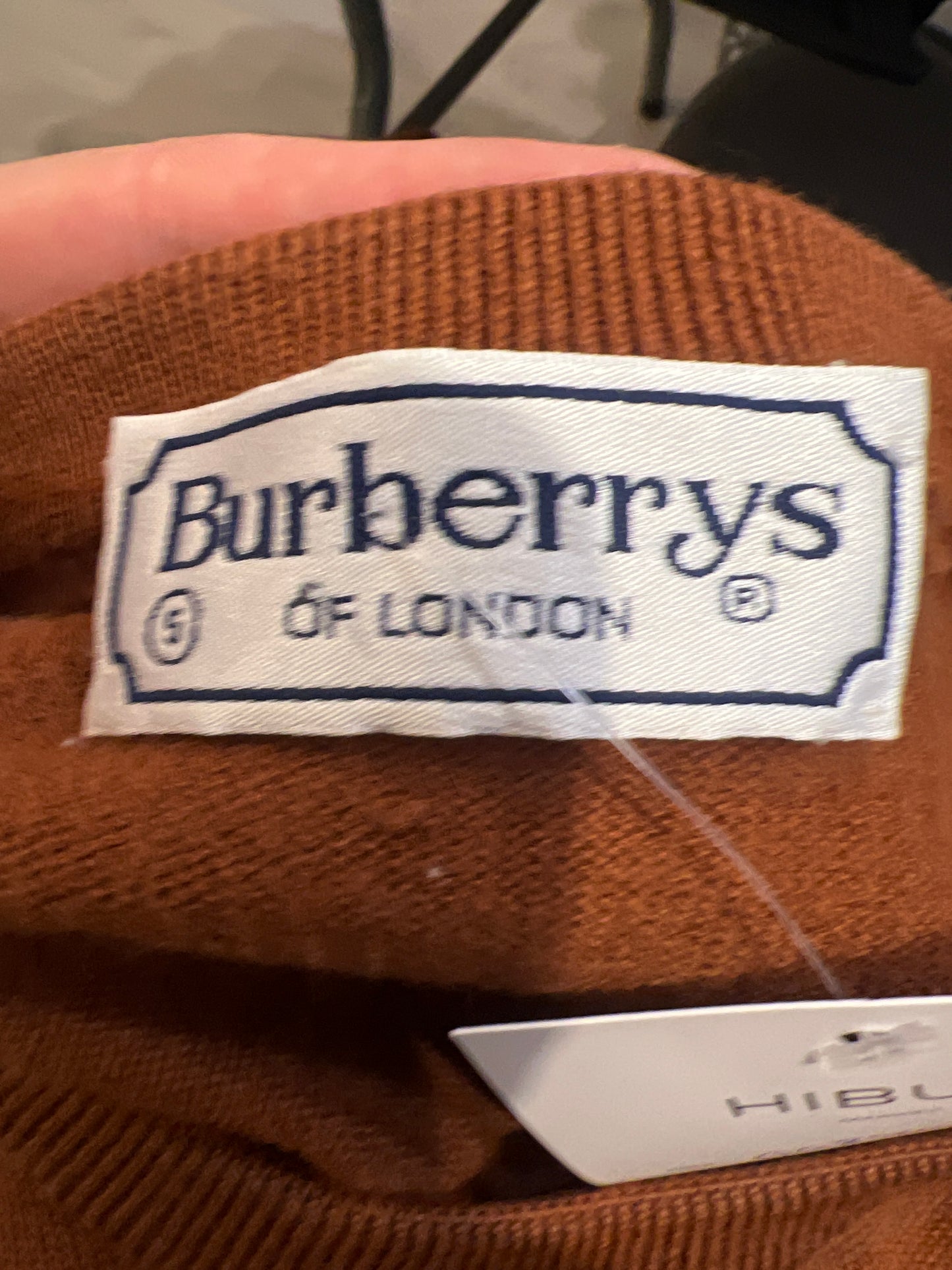 BURBERRY. Jersey  color caldera. T S