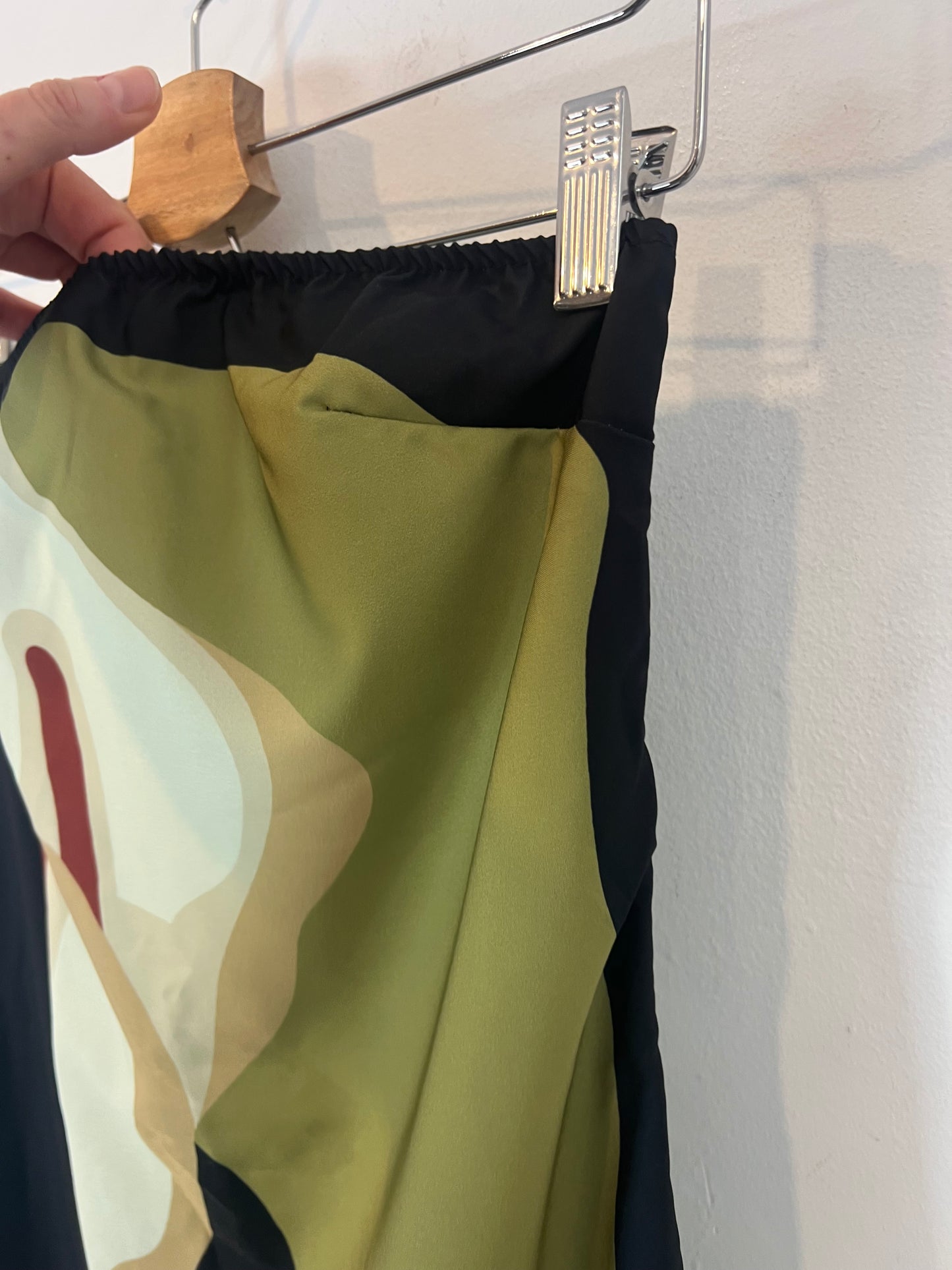 OTRAS. Vestido midi efecto pañuelo. T M