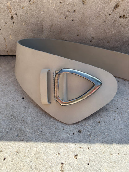 ISABEL MARANT. Cinturón fajín piel color piedra. T S