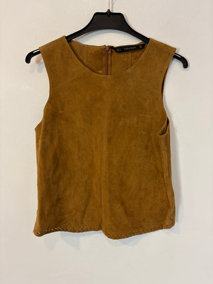 ZARA. Top ante camel