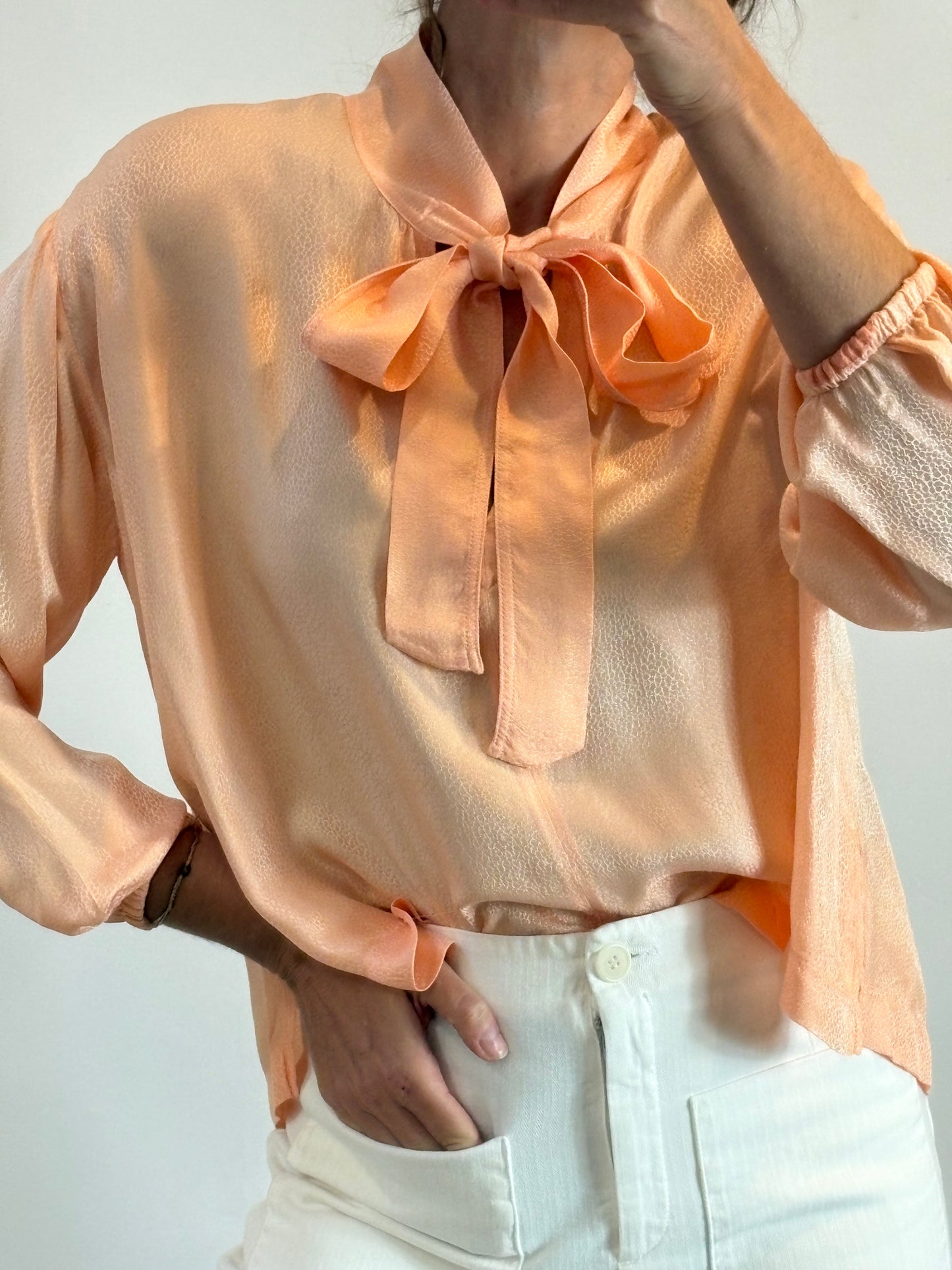 FORTE FORTE. Blusa mandarina con seda