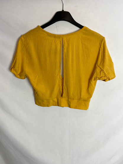 PULL&BEAR . Crop top mostaza botones. T XS