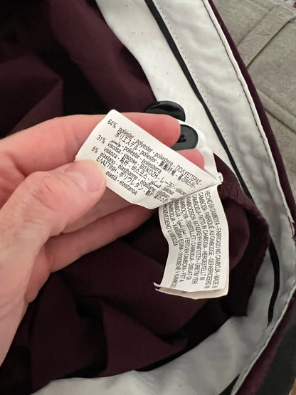 ZARA. Pantalón ancho burdeos pinzas