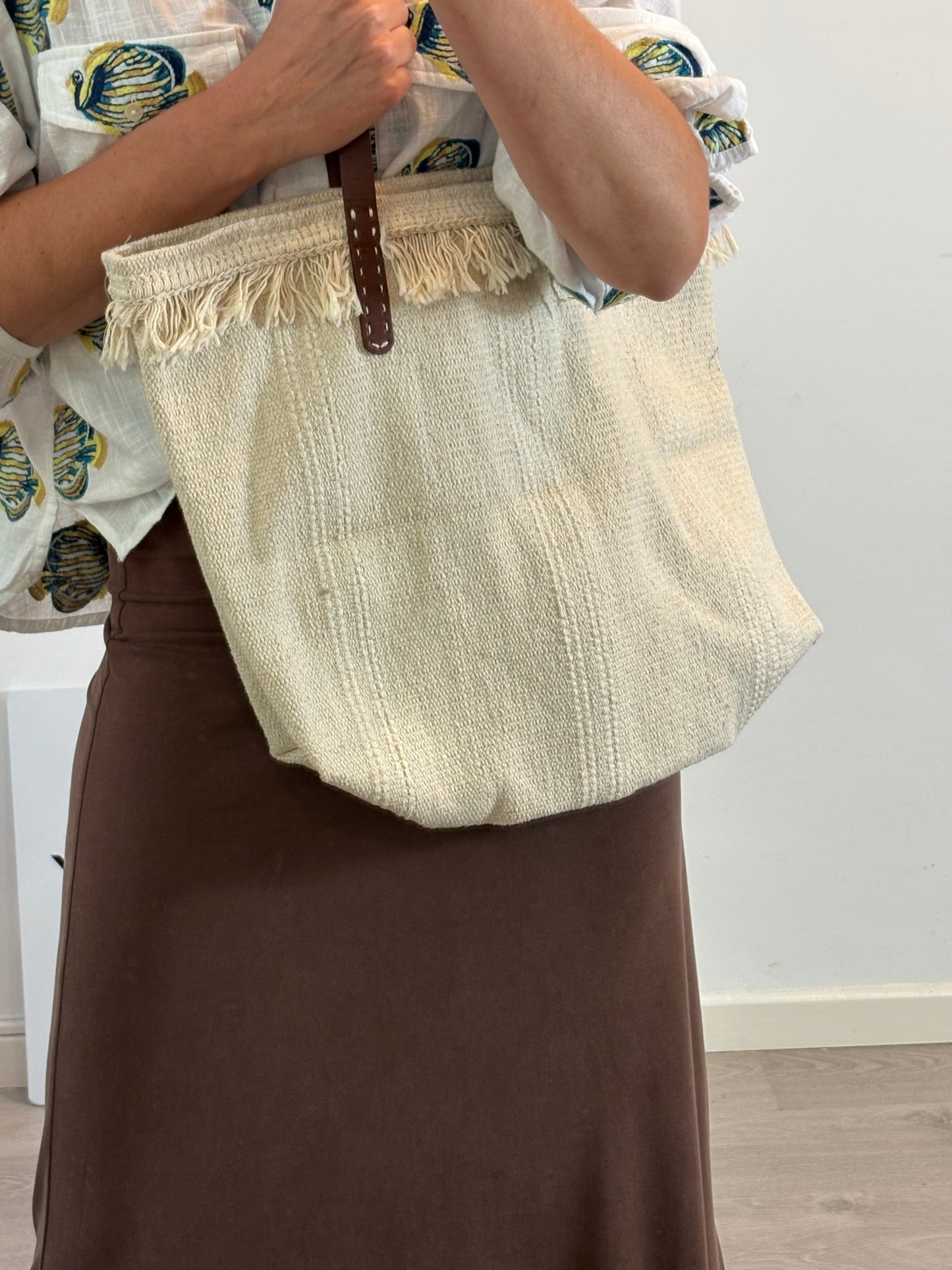 OTRAS. Bolso tela beige