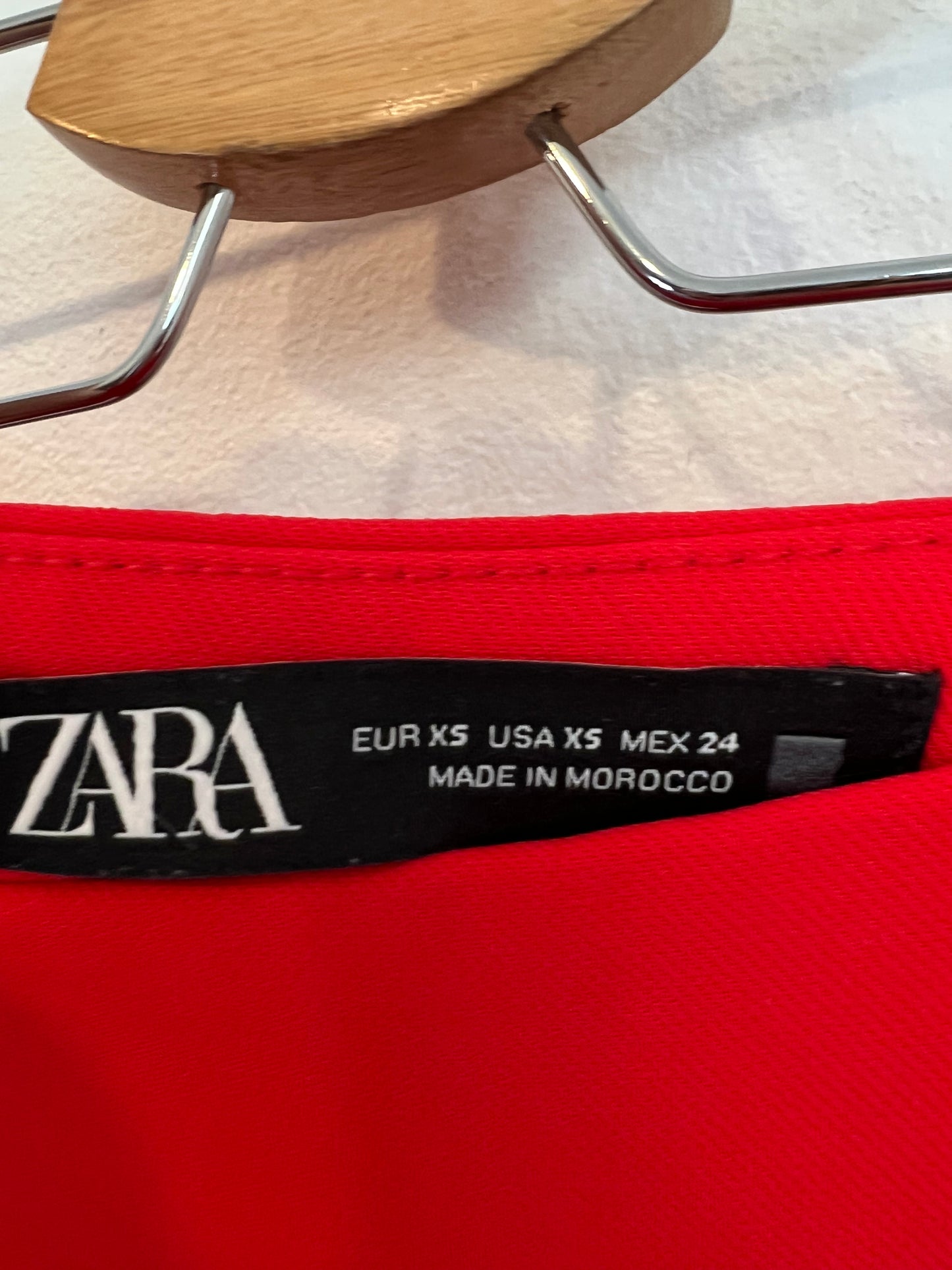 ZARA. total look rojo  T.xs