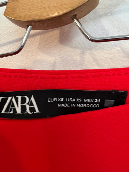 ZARA. total look rojo  T.xs