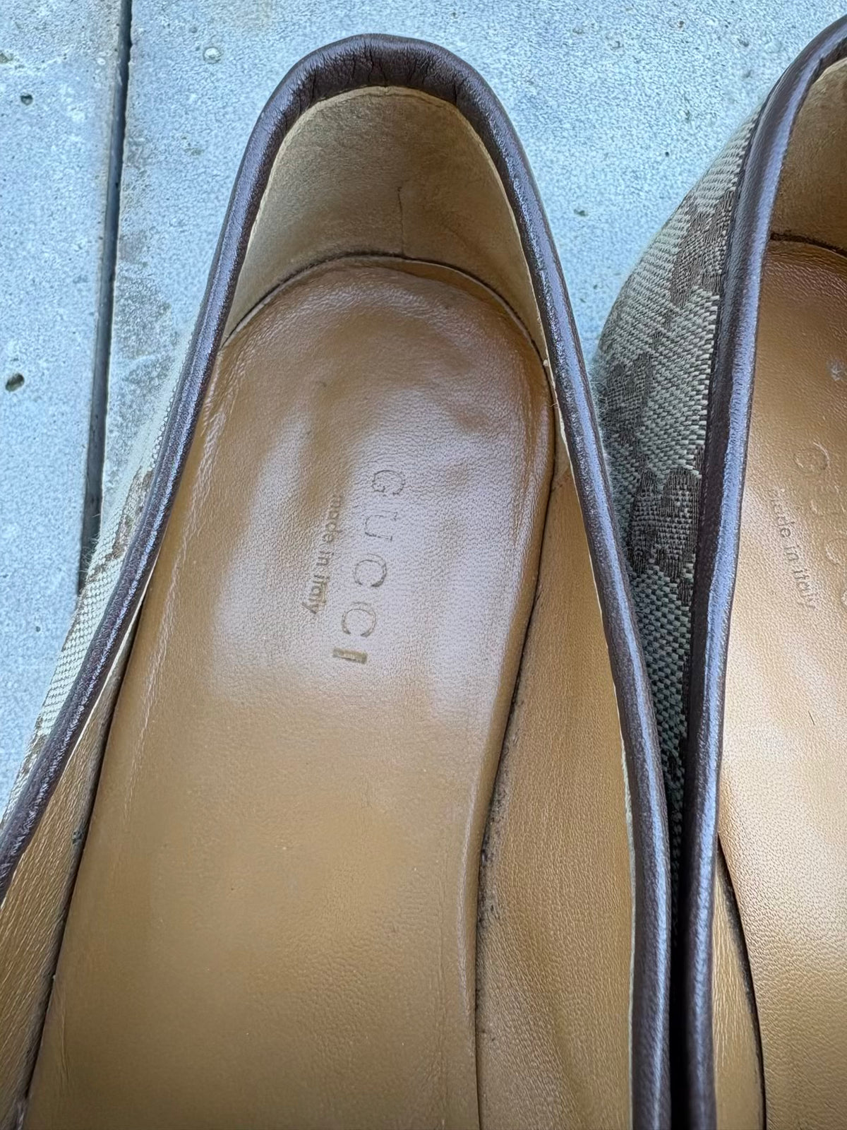 GUCCI. Mocasines lona Jordean. T 38