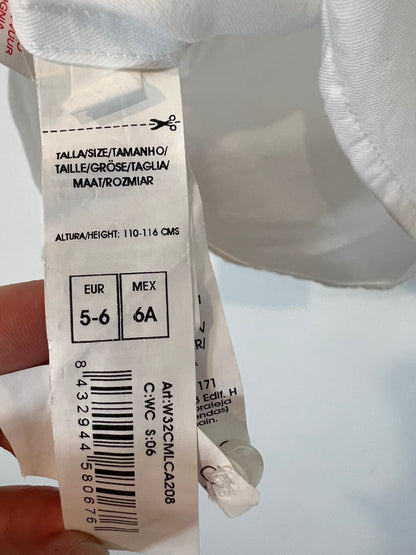 GOCCO. Camisa blanca cuello mao. T 5-6 años