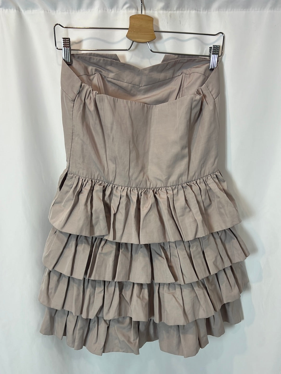 MAJE. Mauve strapless dress with ruffles. Size 40