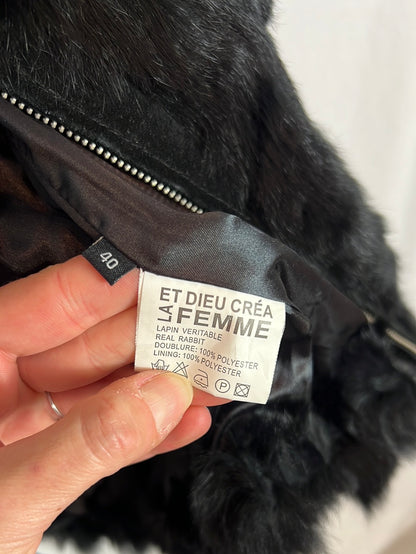 ET DIEU CRÉA LA FEMME. Chaqueta negra pelo natural. T 40