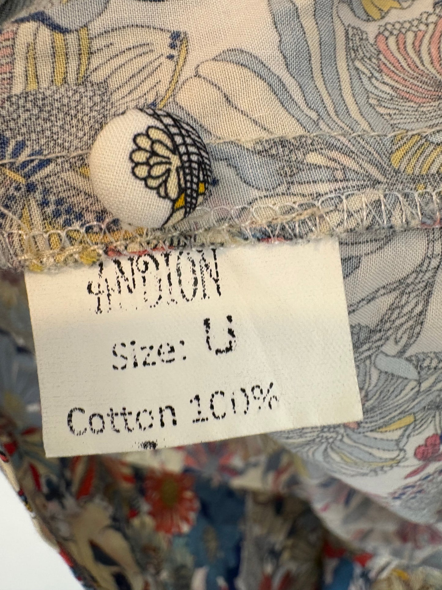 AMEÉ. Sleeveless fringed sweater S.(s)