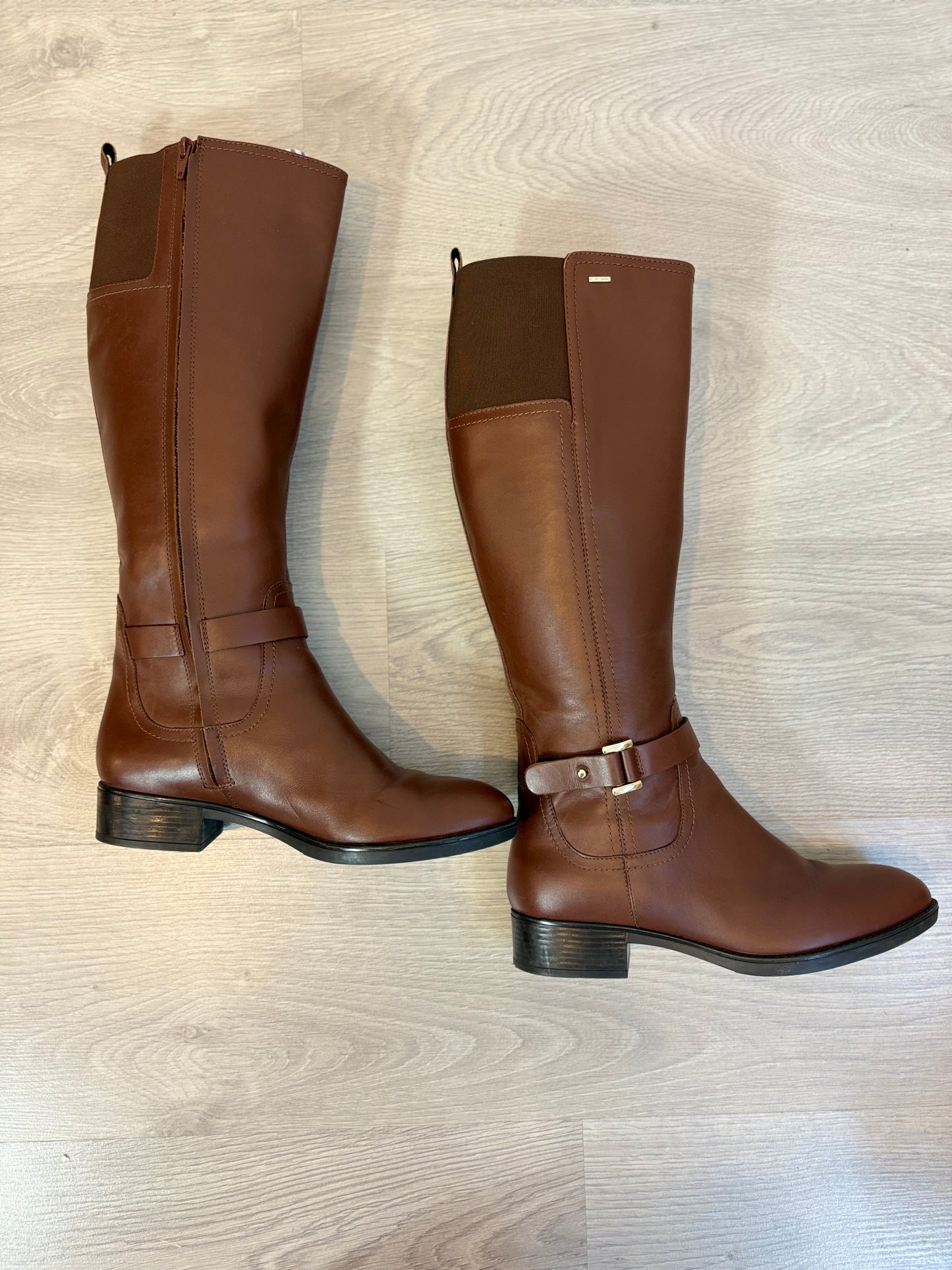 ZARA. Black stretch knit top. TL