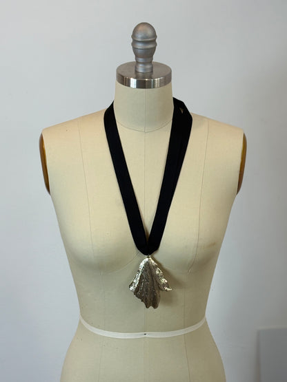 OTRAS. Collar ajustable colgante