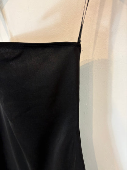 BOMBOM. Vestido palabra de honor volante. T XS