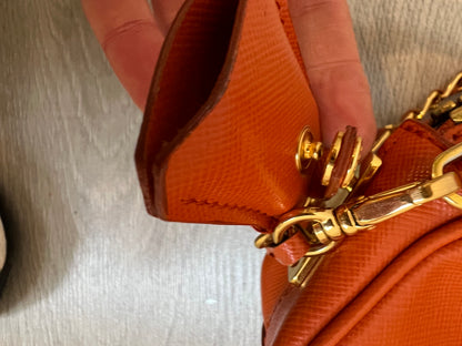 PRADA. Bolso mini Galleria naranja