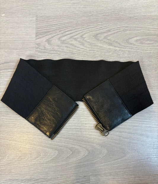 SITA MURT. Cinturón fajín negro