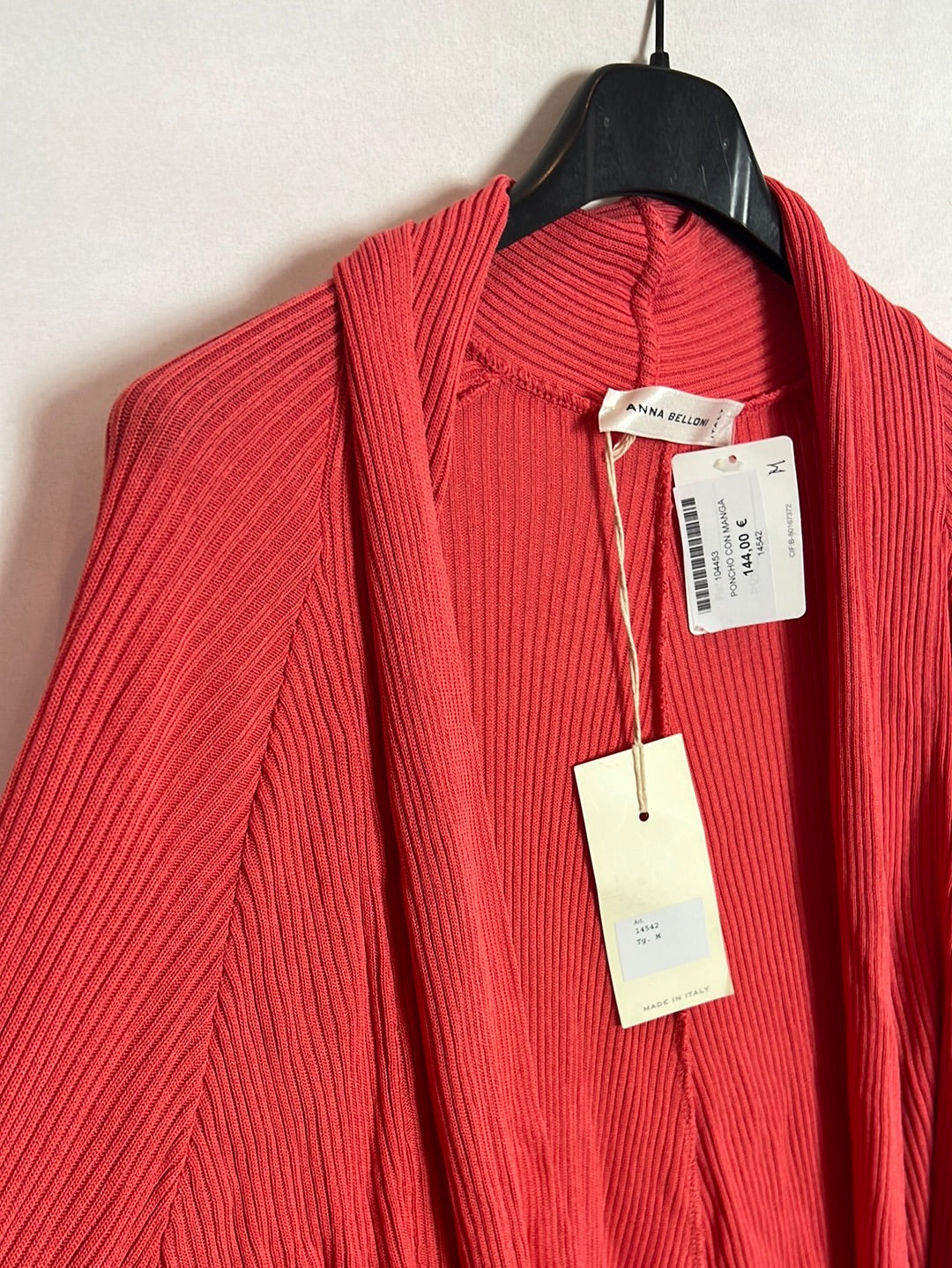 ANNA BELLONI. Fluid cape-effect ribbed cardigan. TM