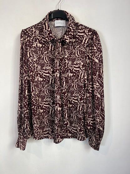 SATELA. Conjunto blusa y falda fluido estampado. T S