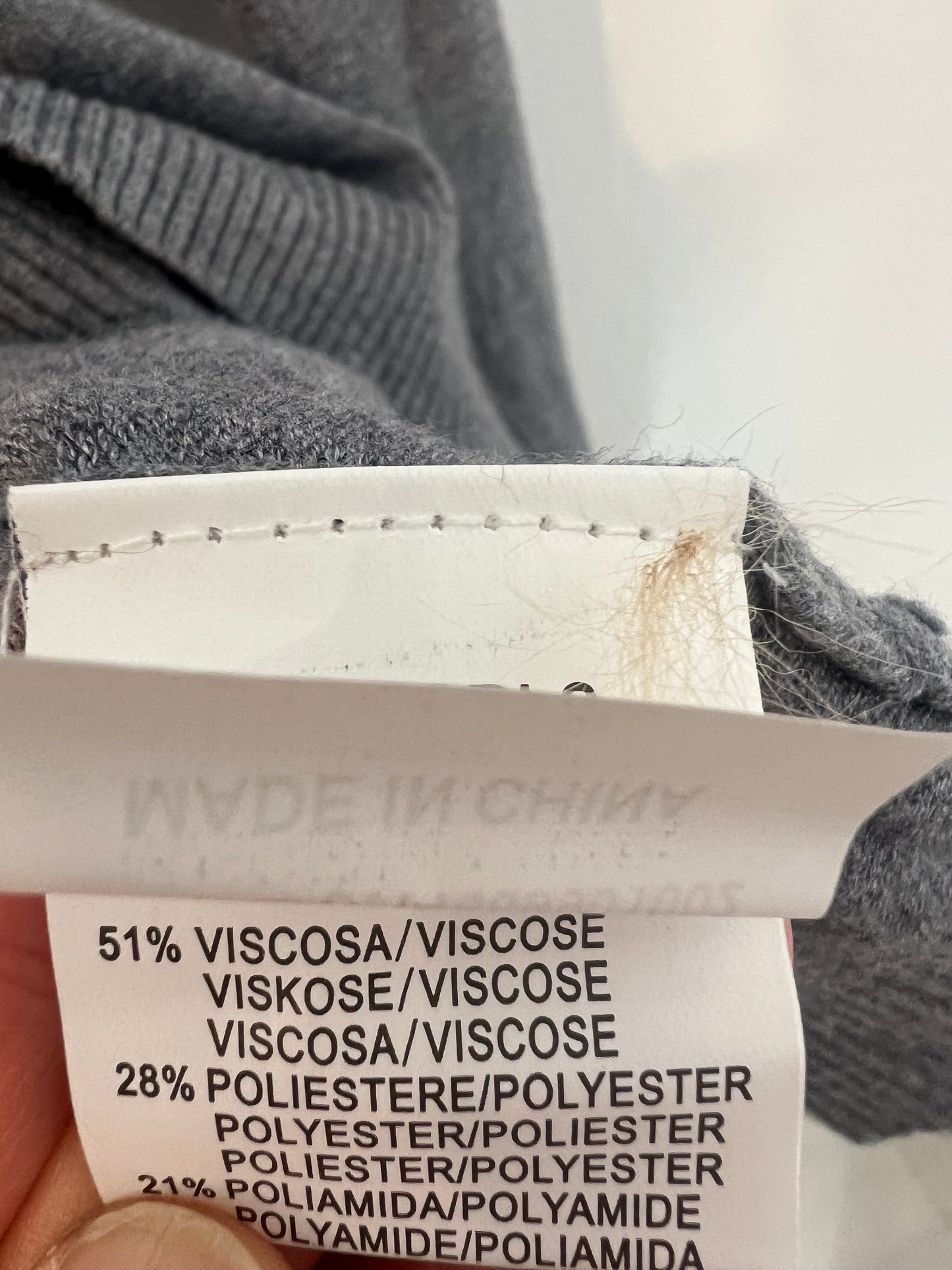 OTRAS. Jersey gris cuello vuelto. T L