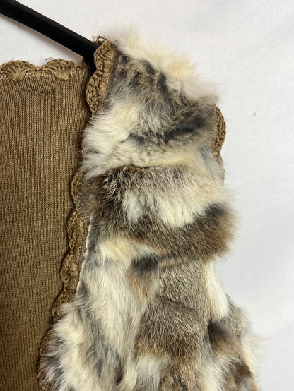 OTHERS. Reversible rabbit vest. TM/L (Tara)