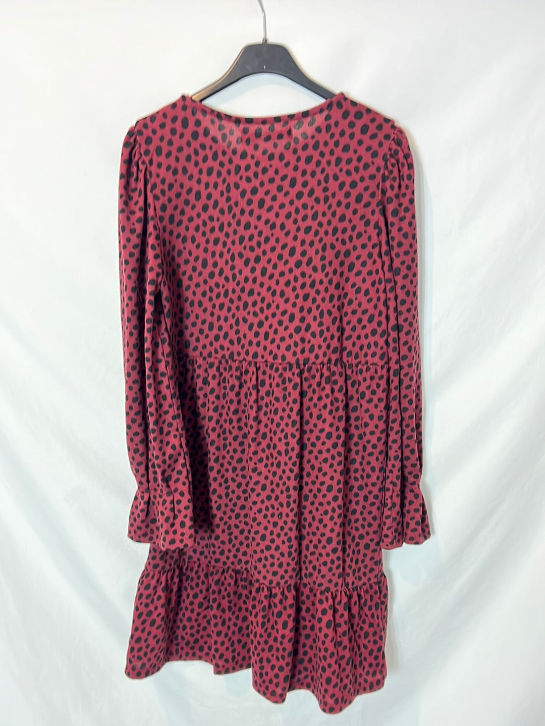 SFERA. Vestido punto burdeos animal print. T S