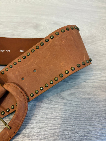 OTRAS. Cinturón ancho piel