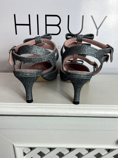 ANGARI. Zapatos tacón purpurina tiras. T 37