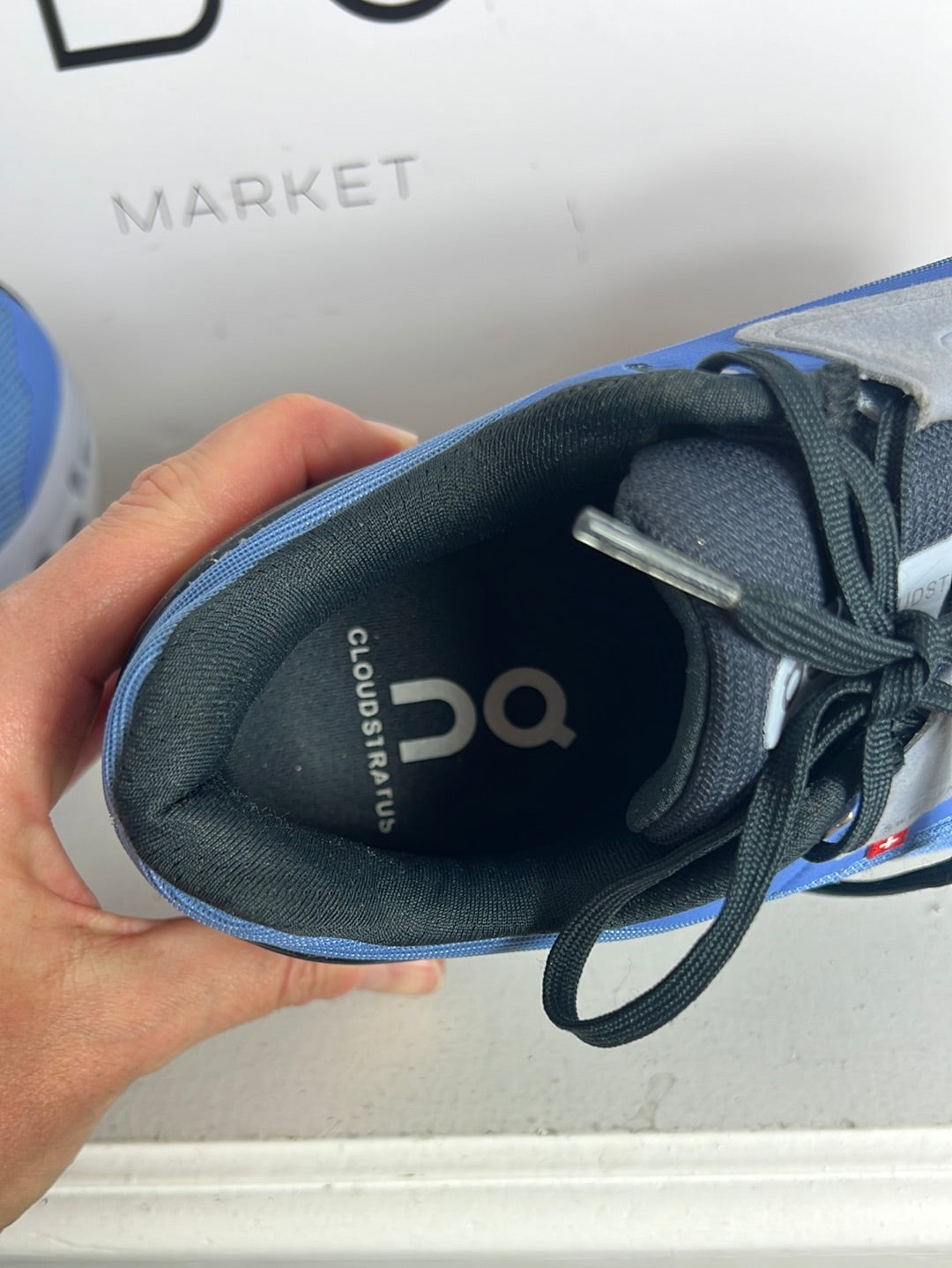 ON. Zapatillas azules y grises. T 40