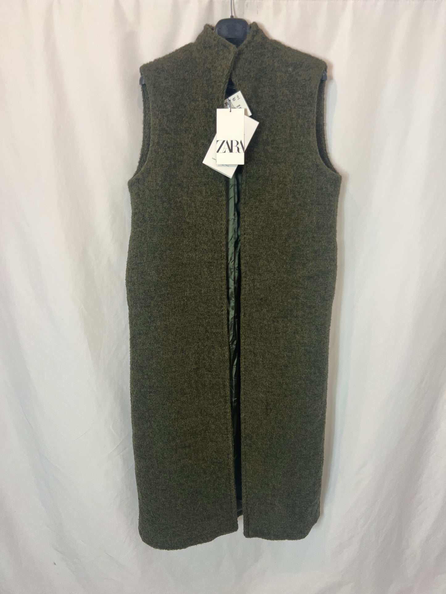ZARA. Green wool vest. Size XS