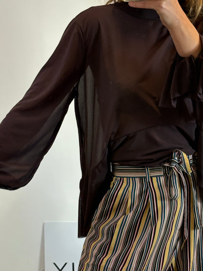 ZARA. Blusa marrón lazada