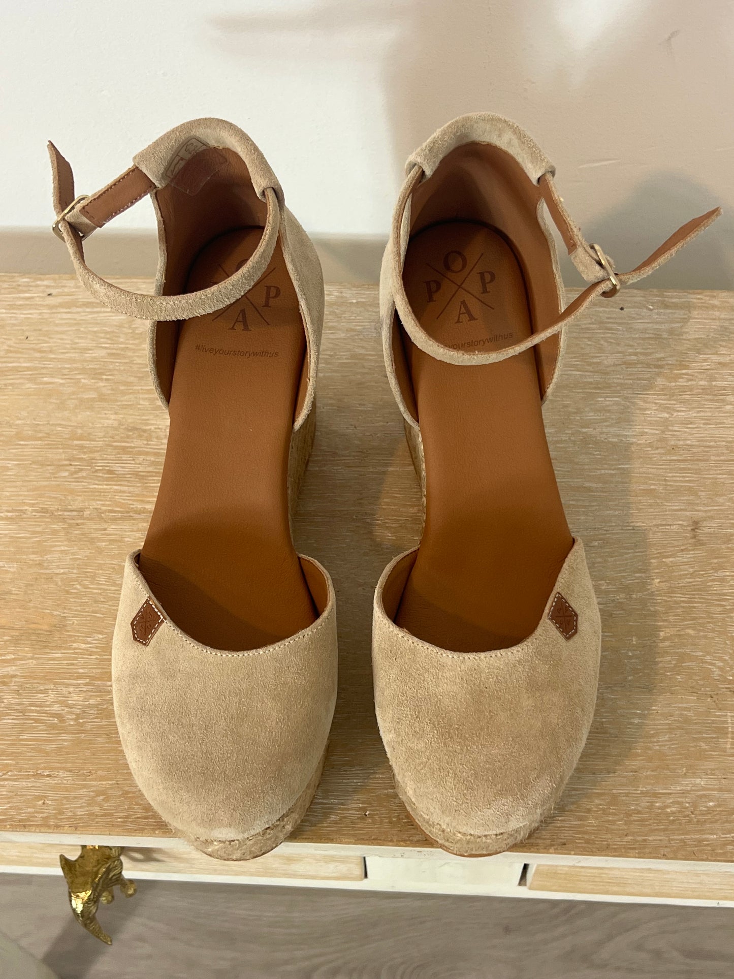 POPA. Beige leather wedges size 38