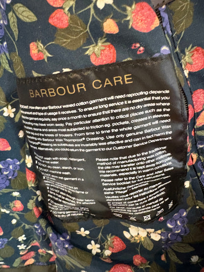 BARBOUR. Chaqueta encerada edición limitada x Liberty London