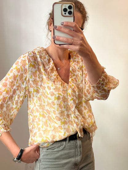 LOUISE MISHA. Semi-sheer blouse with gold threads. Size 38