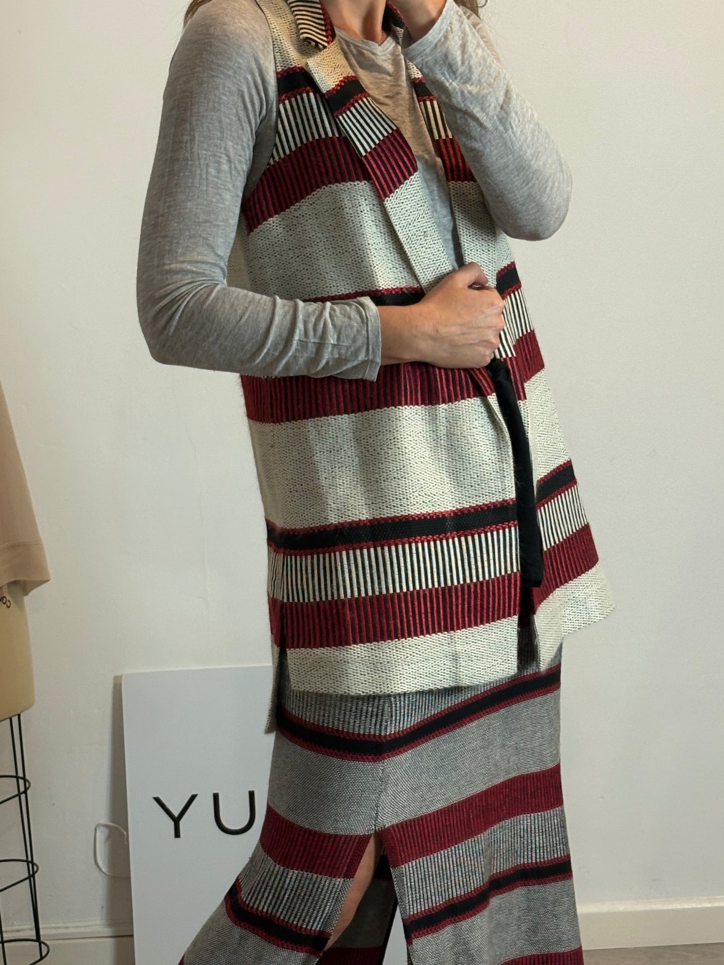 TRUCCO. Ts skirt and vest set