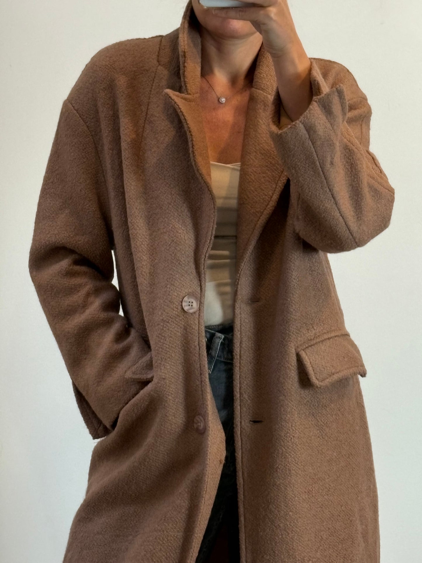 WILD PONY. Abrigo camel largo con lana