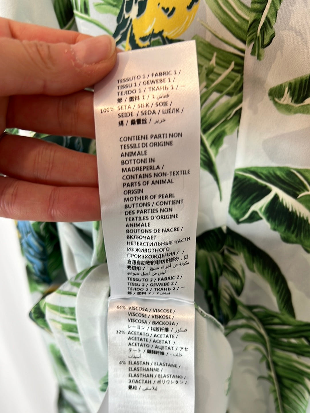 Stella McCartney. Blusa seda estampado tropical. T 40