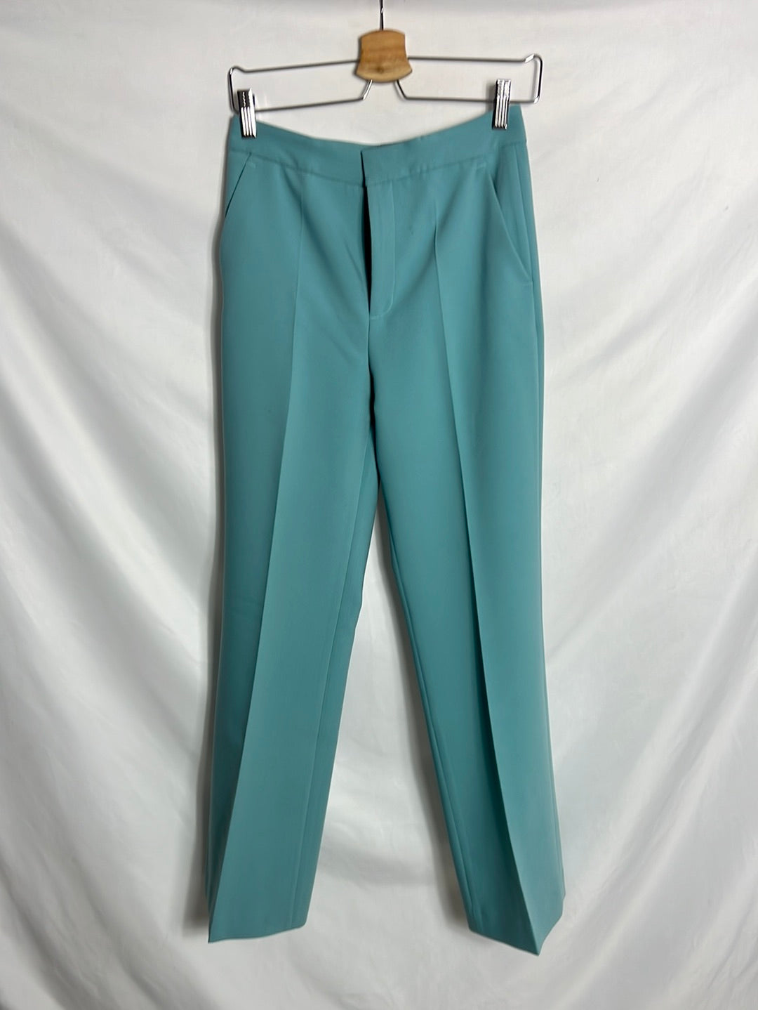 ZARA. Total blazer and trousers look. Size XS/S