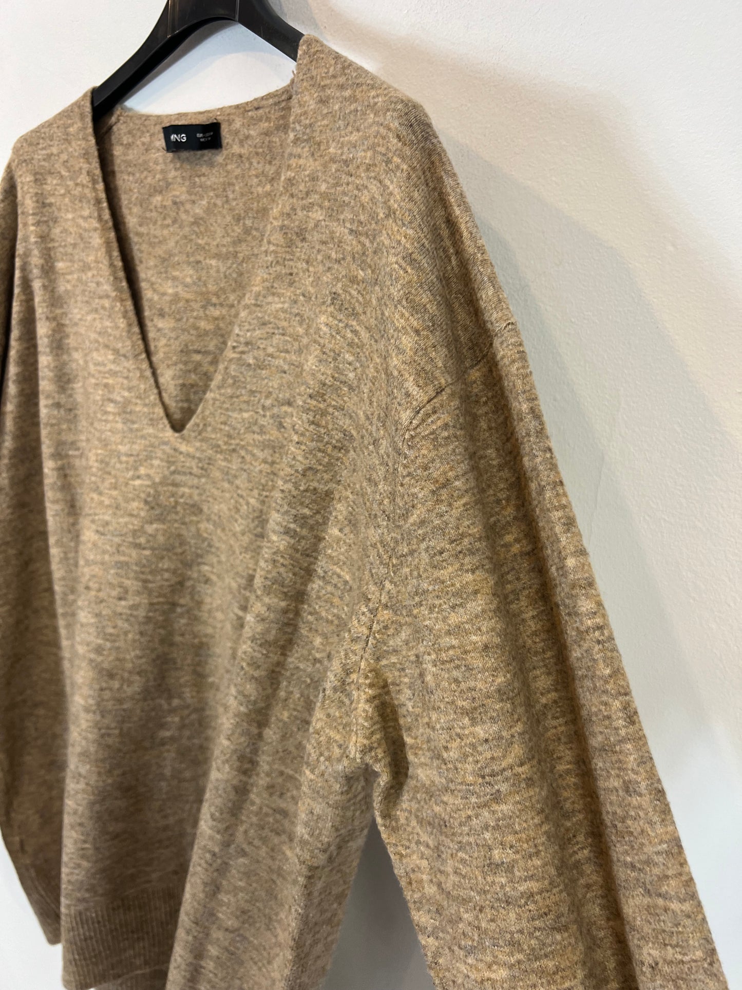 MANGO. Heathered beige sweater. TM