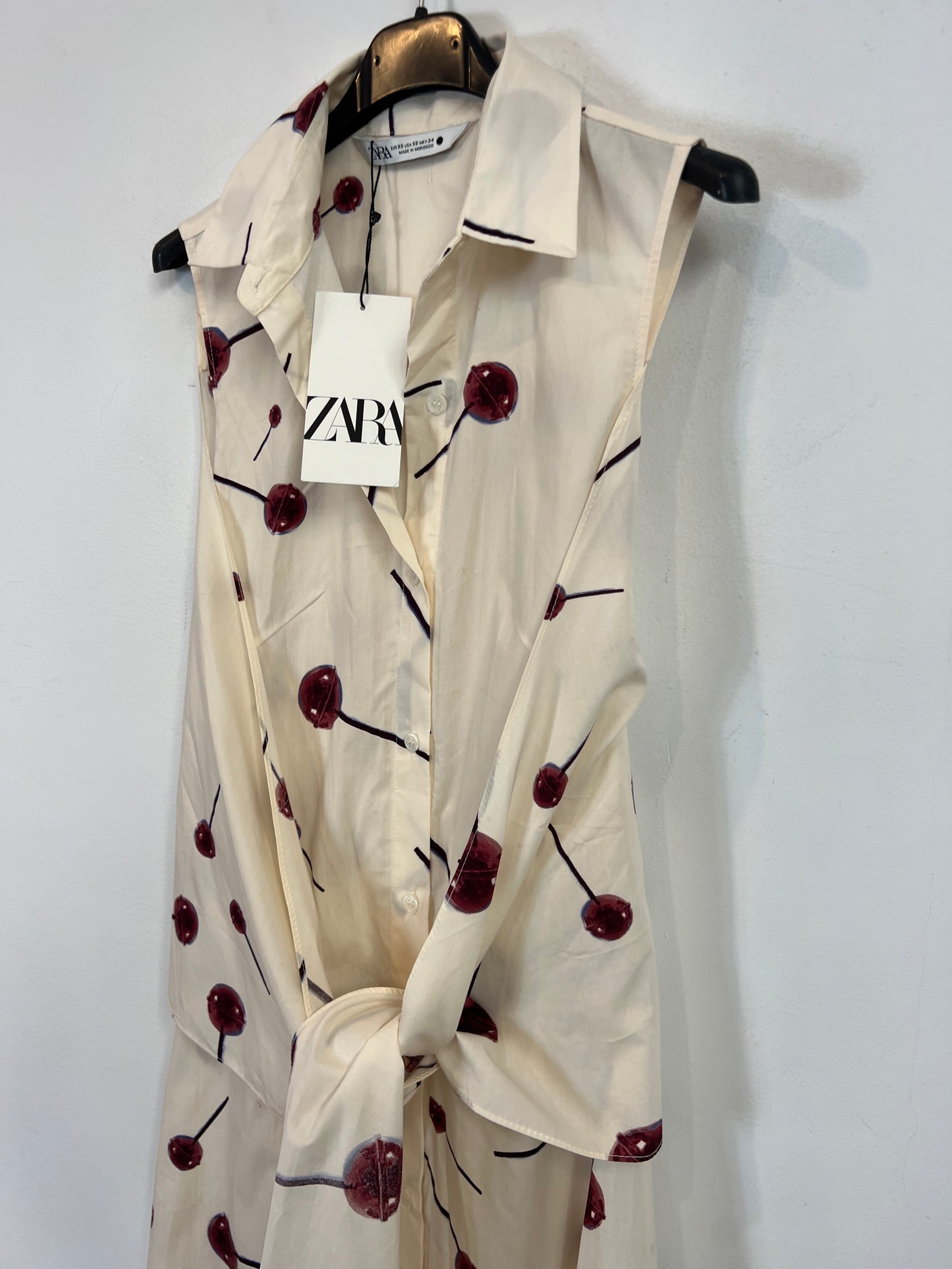 ZARA. Printed beige dress. Size XS