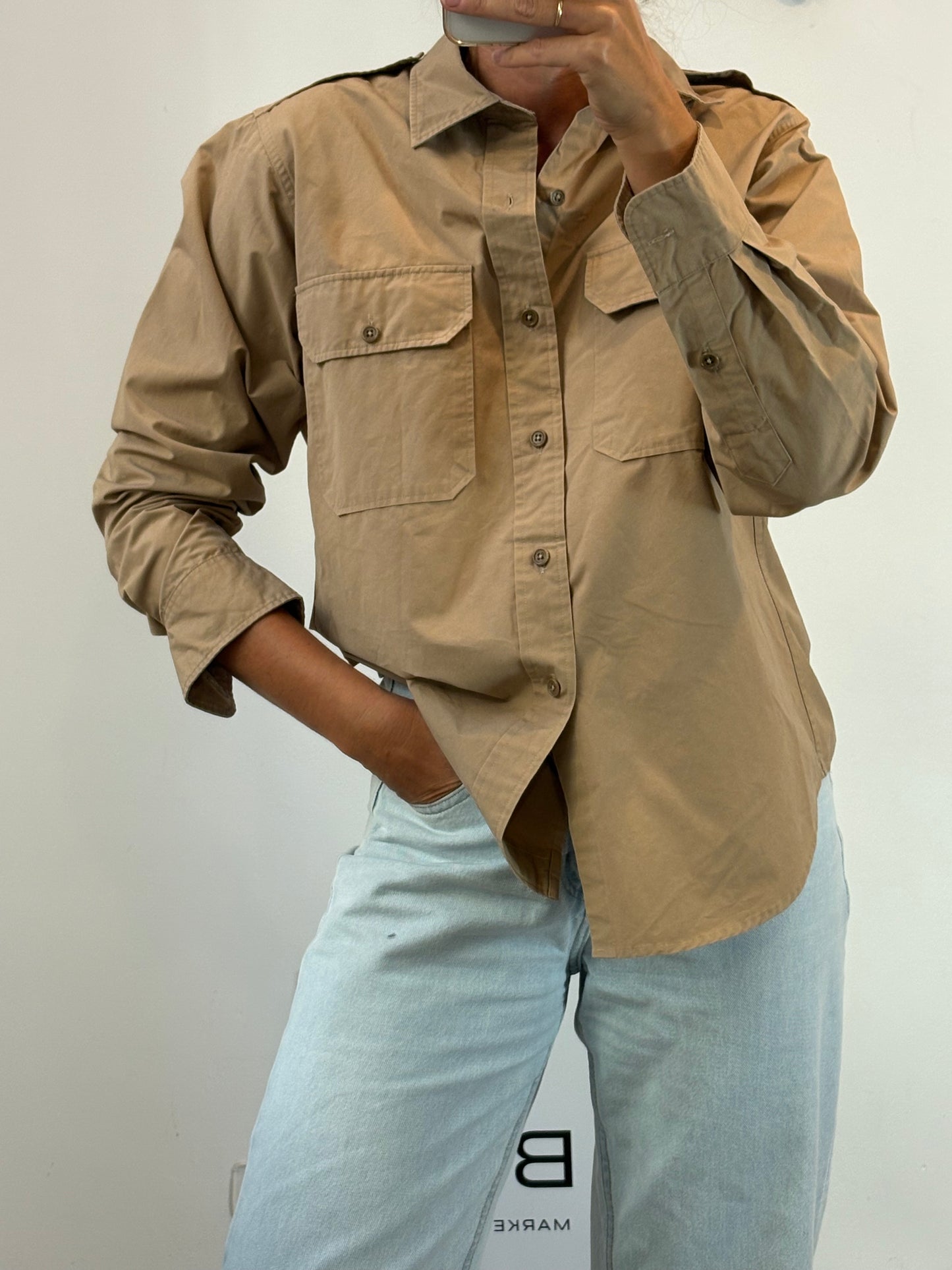 POLO RALPH LAUREN. Camisa camel bolsillos. T M