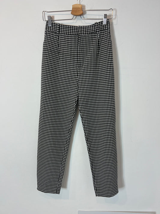 ZARA. Pantalón cuadros textura. T 34