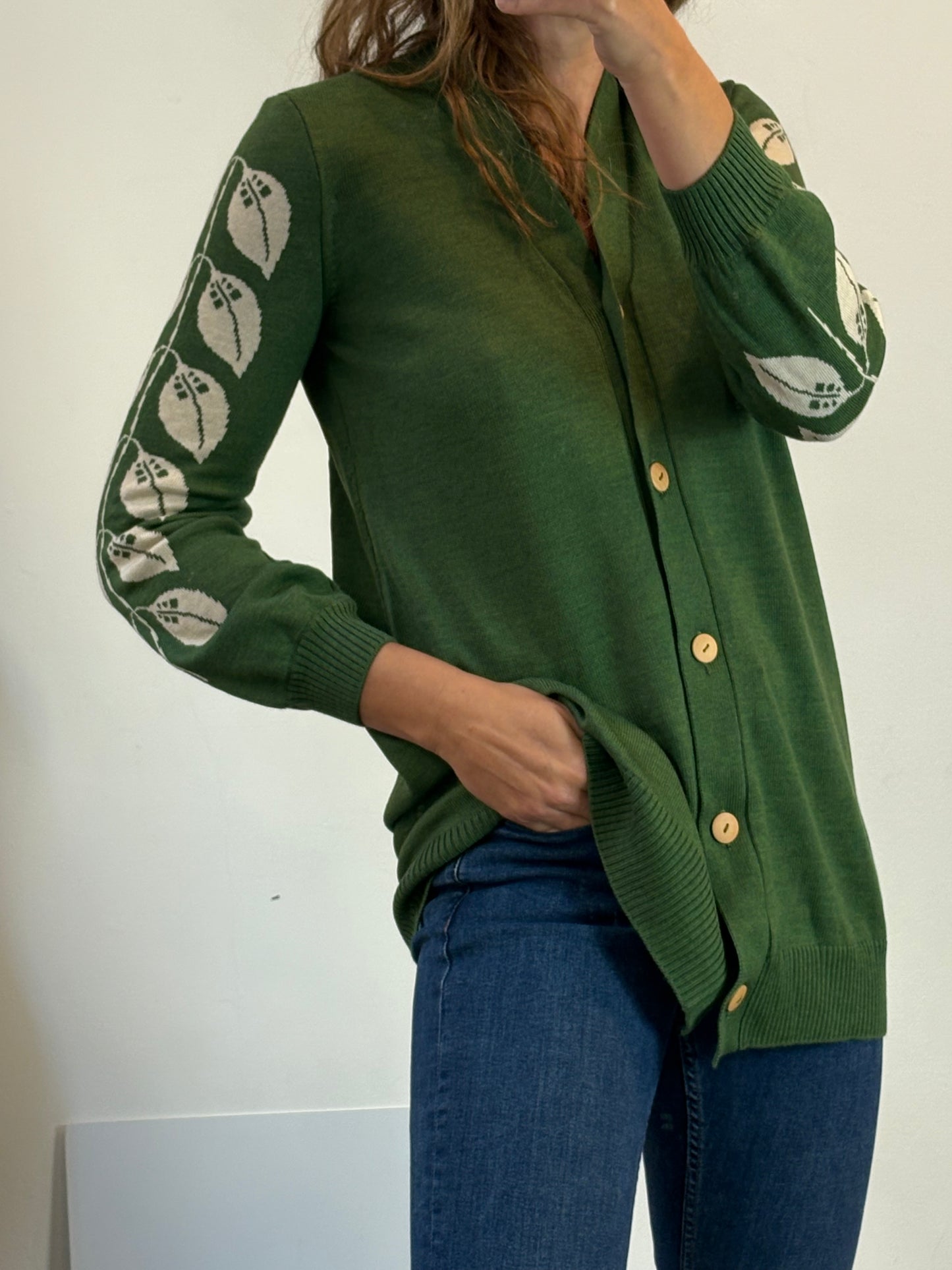 LA CASITA DE WENDY. Chaqueta lana verde hojas