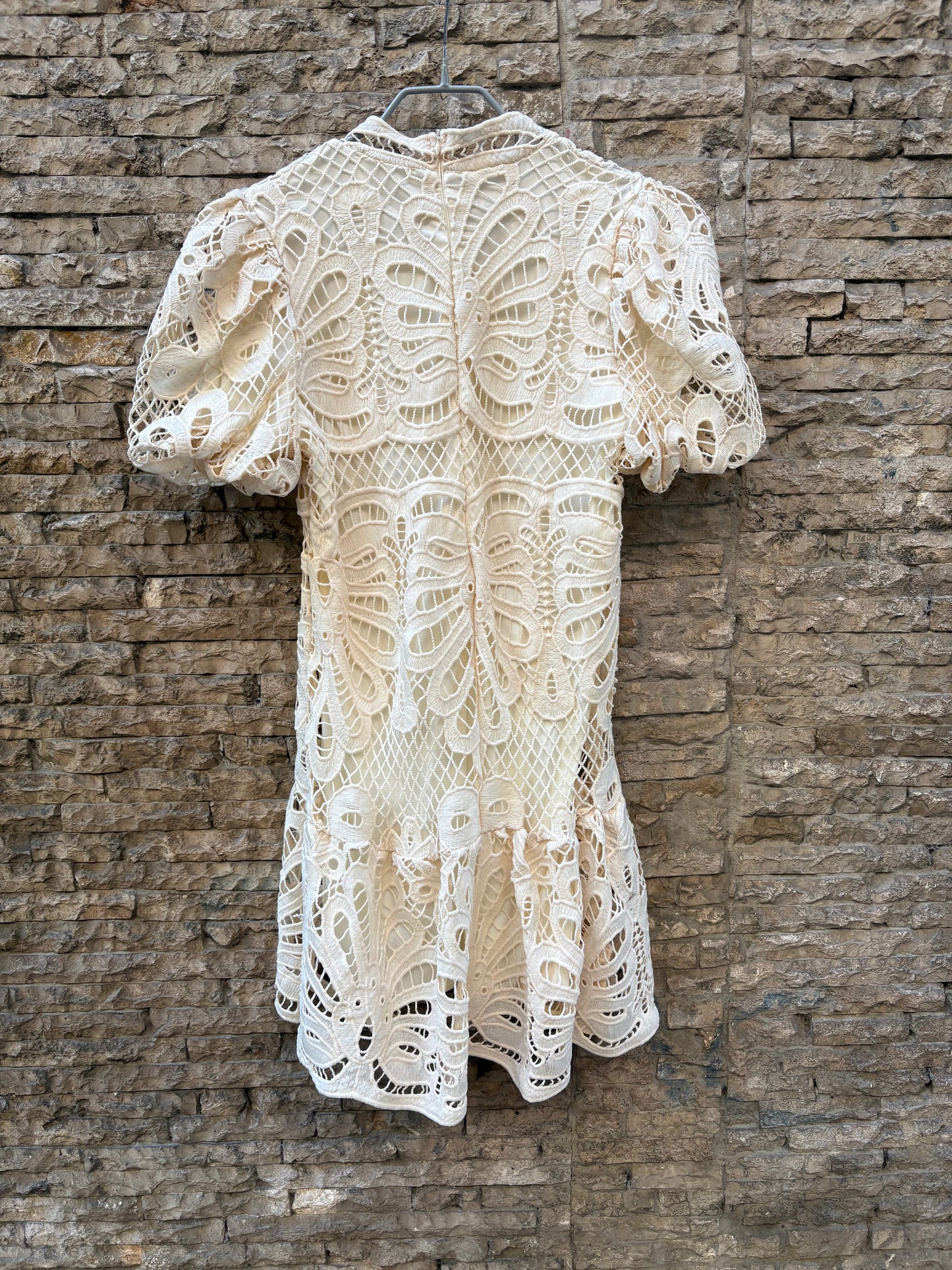 ZARA. Beige flowing blouse. Size M