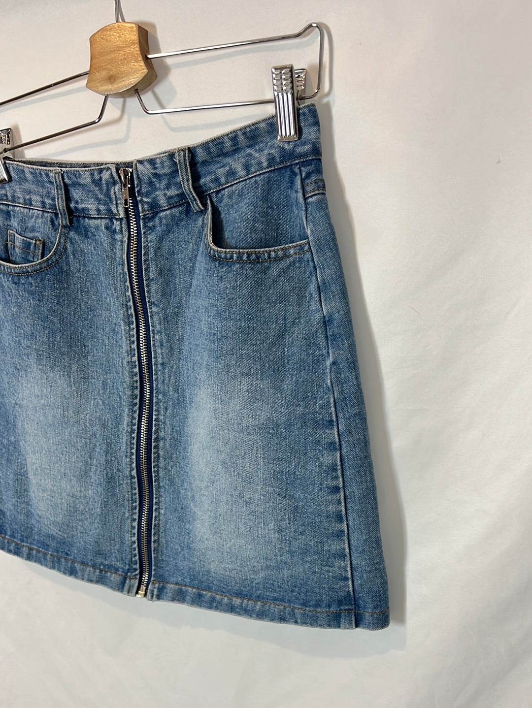 OTRAS. Falda corta cremallera. T S