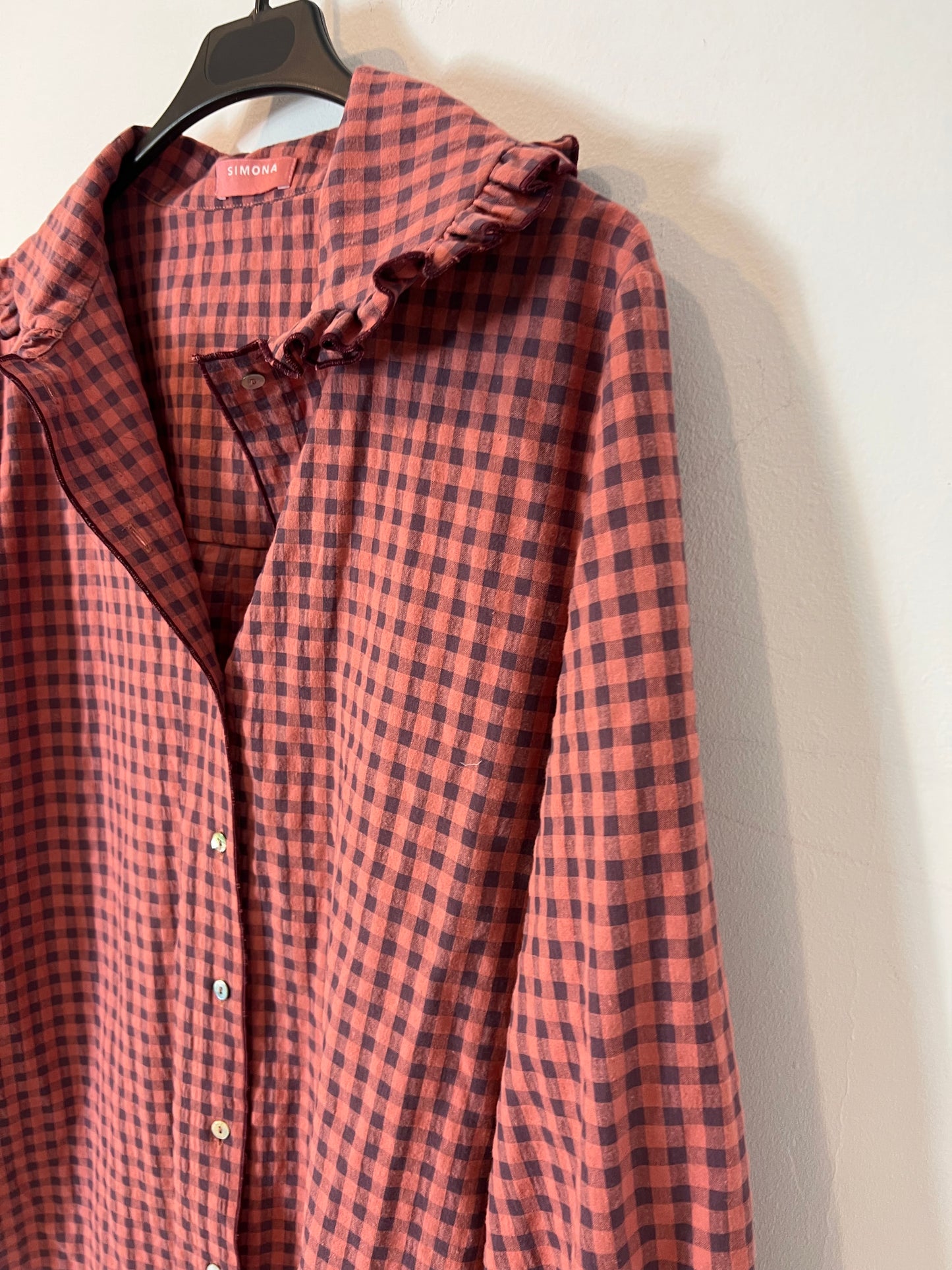SIMONA. Gingham blouse, size 40