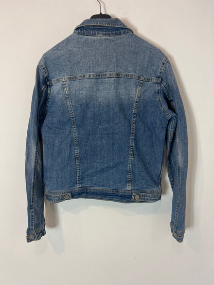 ZARA. Chaqueta denim semi elástica. T M