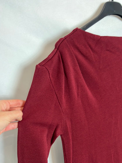 ZARA. Asymmetrical burgundy midi dress. TM