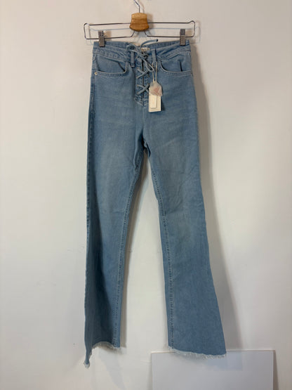 HIGH SPIRITS. Denim flare claro