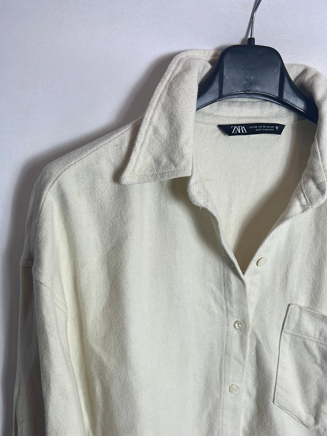 ZARA. Camisa beige franela. T XS