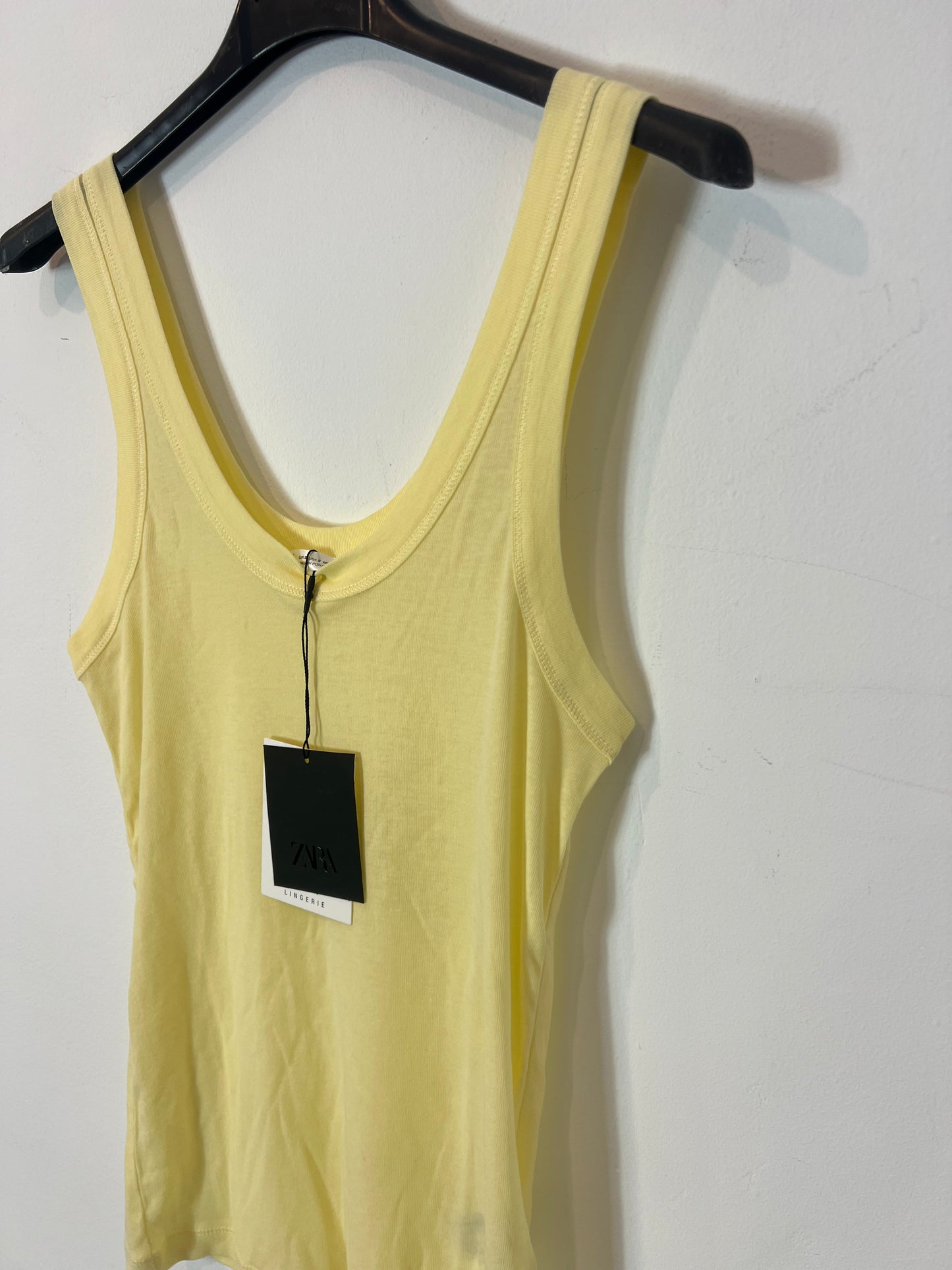 ZARA. Camiseta tirantes algodón. T S